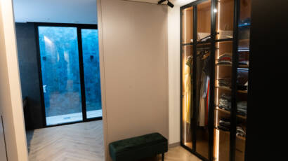 Gallery item
